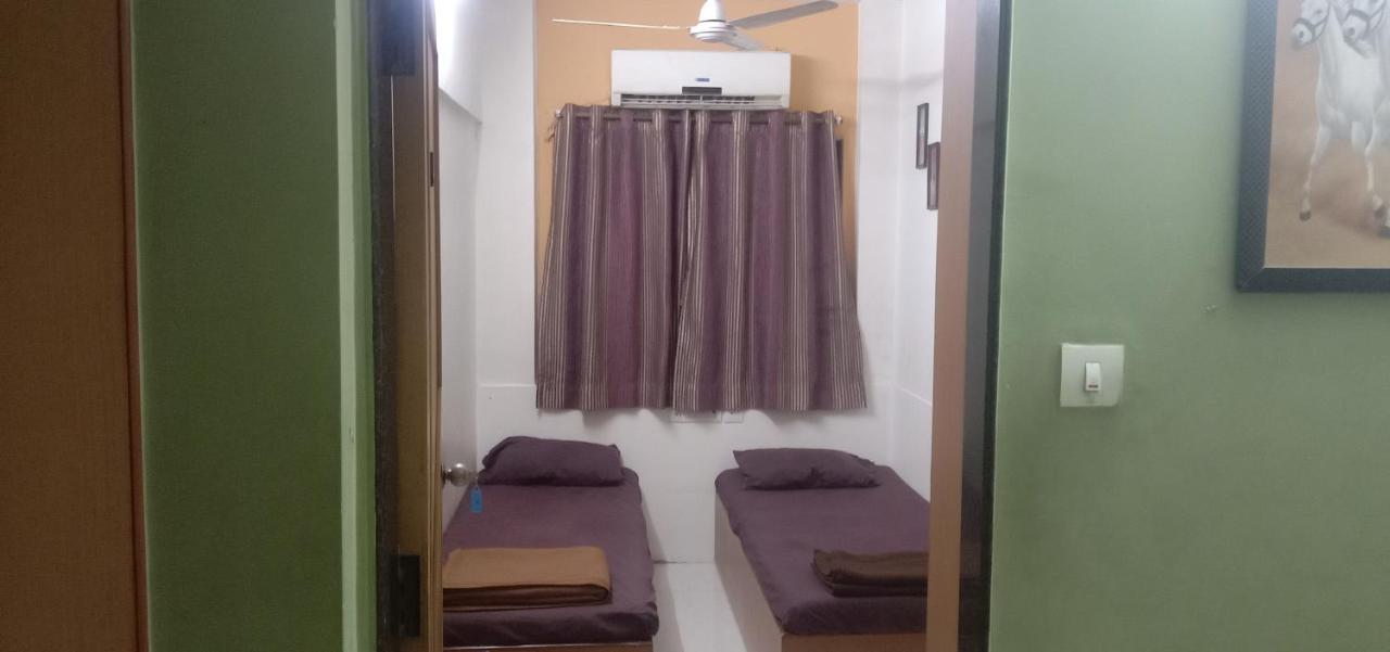 Srujan Sarai Service Apartment Мумбаи Экстерьер фото